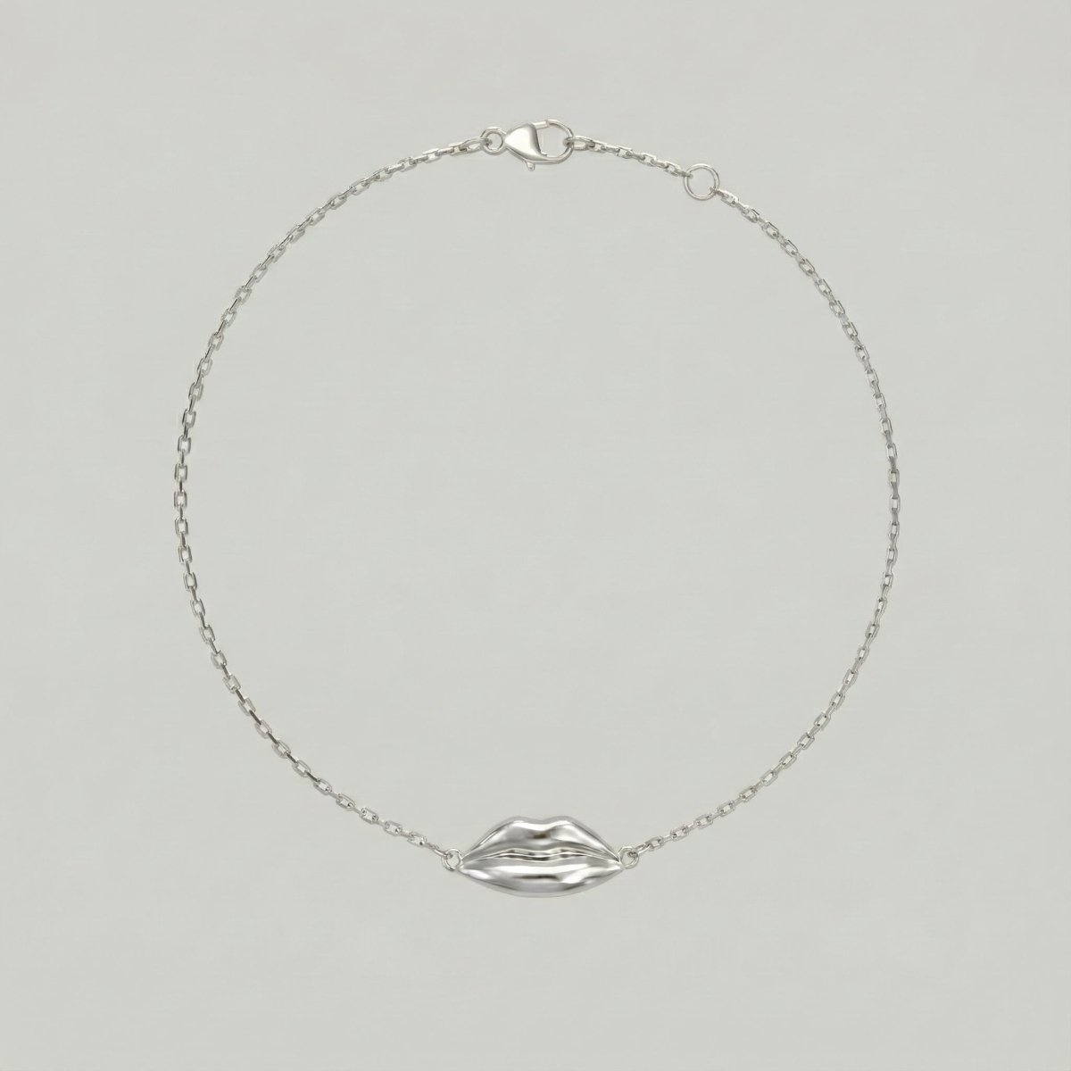 Silver Classic Kiss Cable Bracelet | Custom Beautiful Meaningful Jewelry - ilMio Jewelry