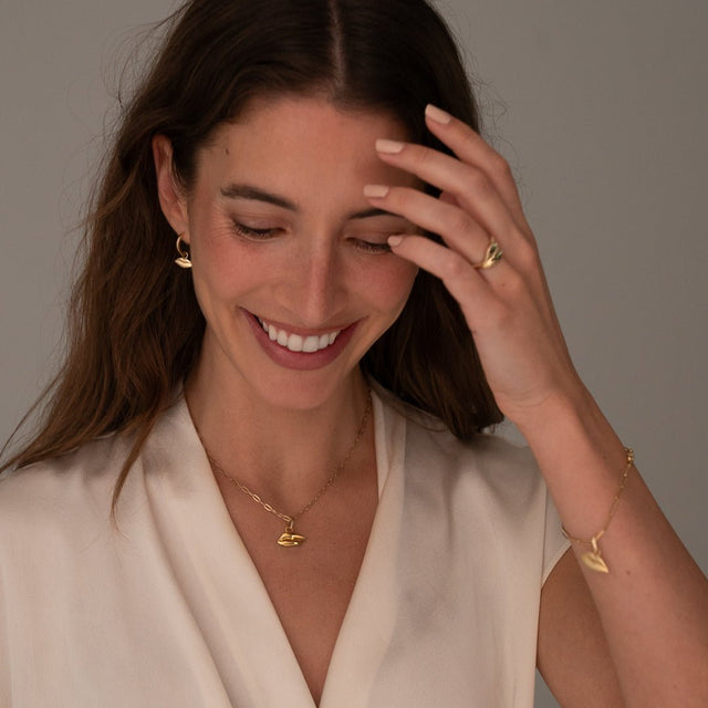 Gold Classic Kiss Charm | Custom Beautiful Meaningful Jewelry - ilMio Jewelry