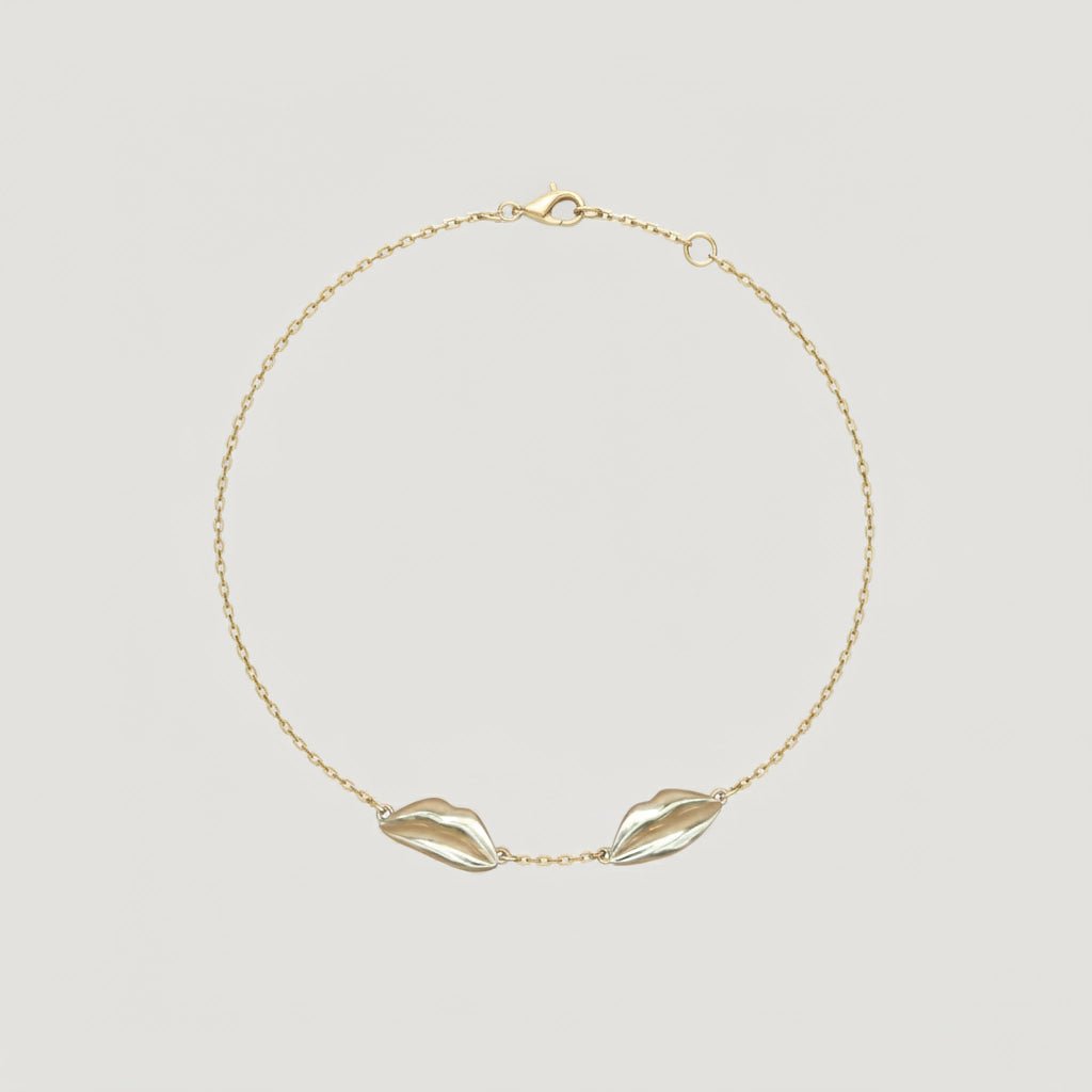 Gold Double Classic Kiss Cable Bracelet | Custom Beautiful Meaningful Jewelry - ilMio Jewelry