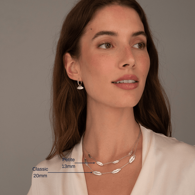 Gold Four Petite Kiss Necklace | Custom Beautiful Meaningful Jewelry - ilMio Jewelry