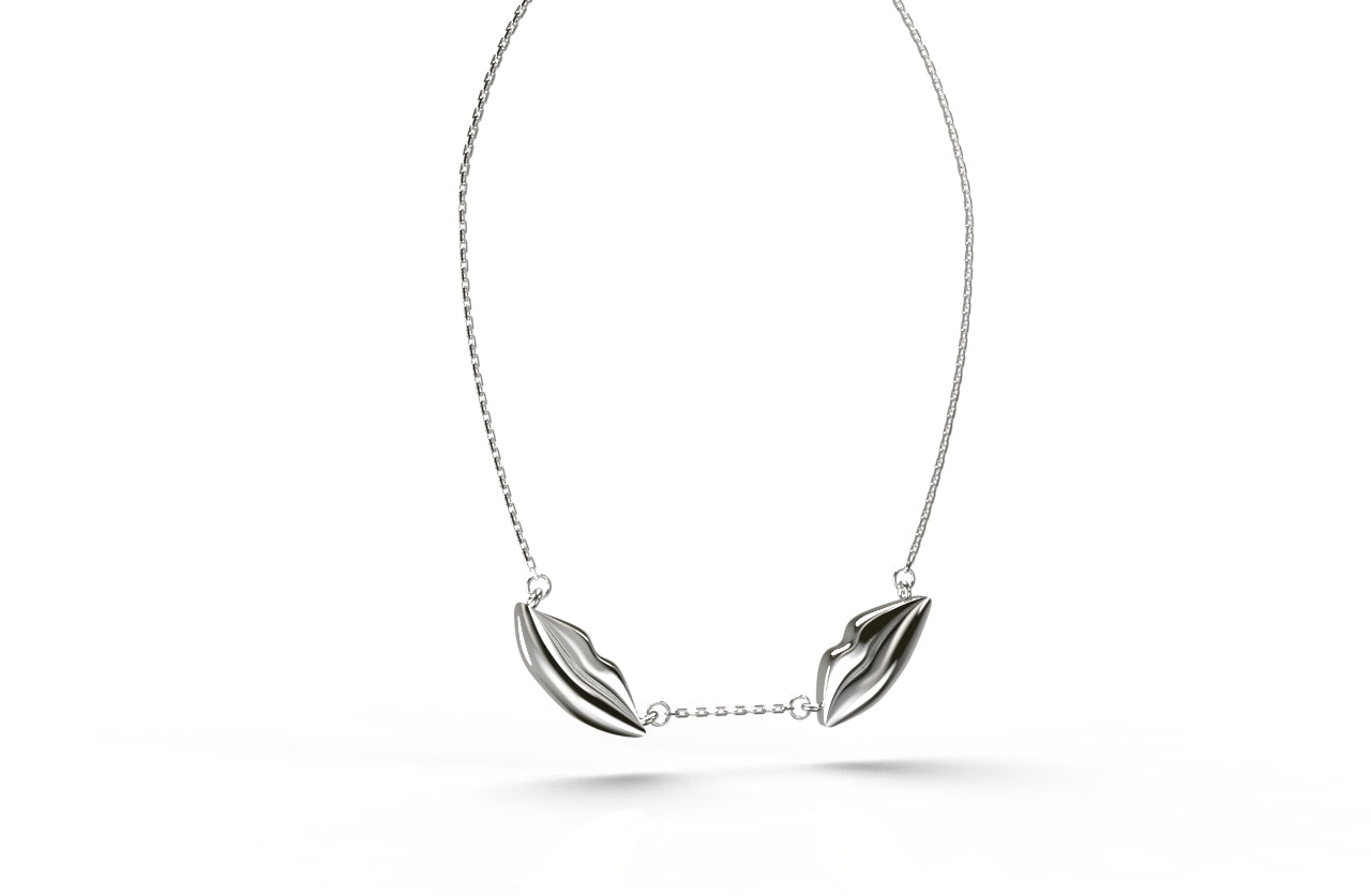 Silver Classic Double Kiss Necklace