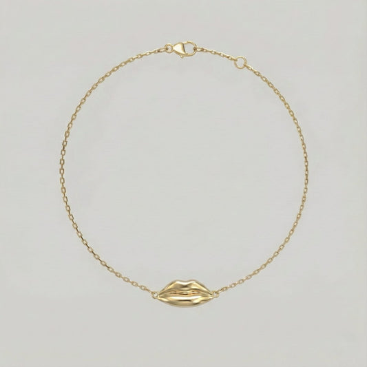 Gold Petite Kiss Cable Bracelet | Custom Beautiful Meaningful Jewelry - ilMio Jewelry