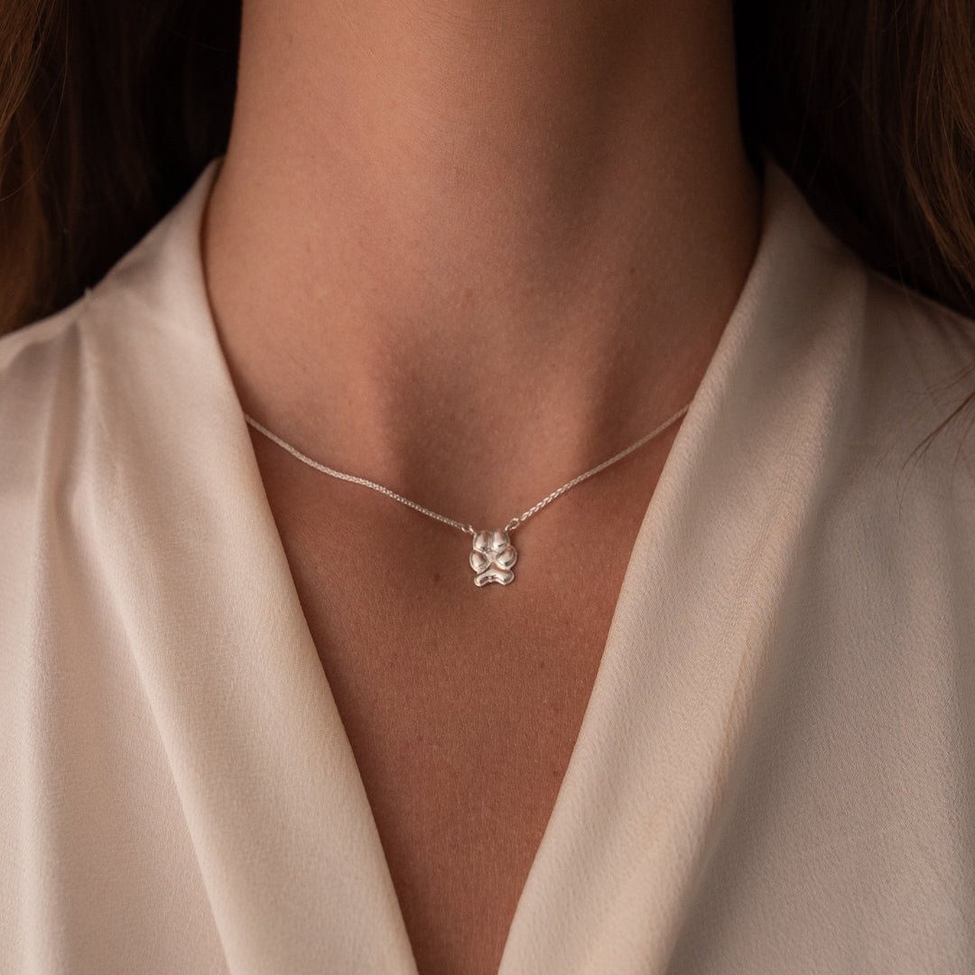 Silver Petite Paw Necklace | Custom Beautiful Meaningful Jewelry - ilMio Jewelry