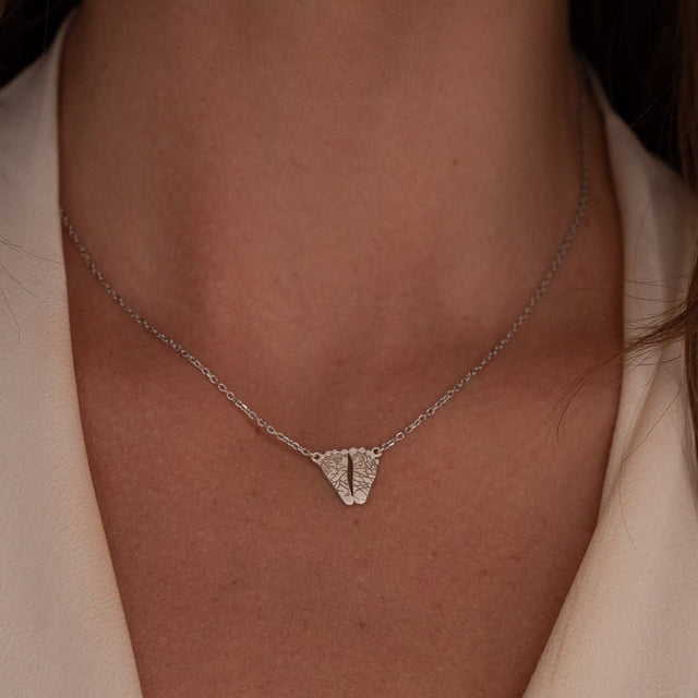 Silver Petite Footprint Necklace | Custom Beautiful Meaningful Jewelry - ilMio Jewelry
