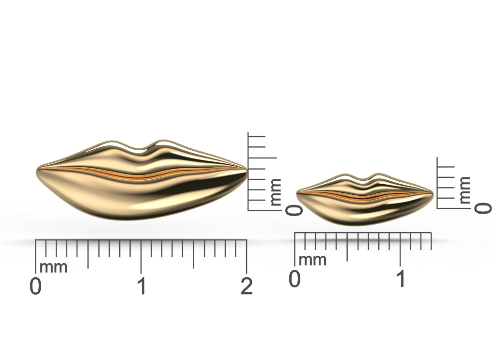 Gold Classic Kiss Charm