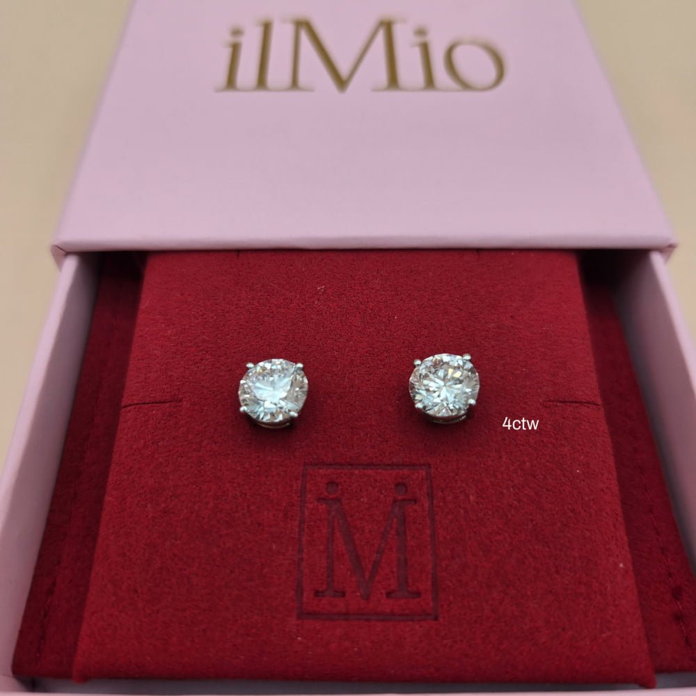 Lab Diamond Stud Earrings | Custom Beautiful Meaningful Jewelry - ilMio Jewelry